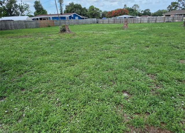 Property at 20 Illinois Rd, Lehigh Acres, FL 33936