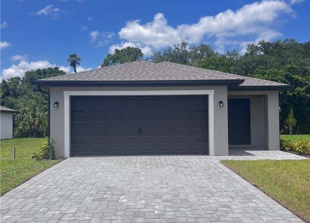 Property at 1262 Bush St W, Immokalee, FL 34142, 3 beds, 2 baths