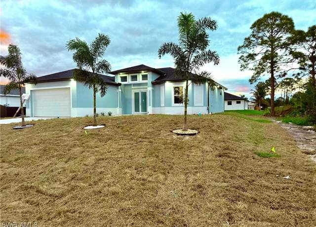 Property at 2704 15th St SW, Lehigh Acres, FL 33976, 4 beds, 2 baths