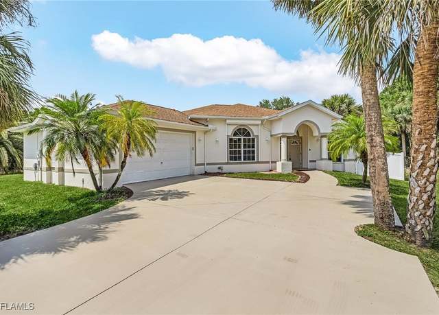 Property at 511 North Ave, Lehigh Acres, FL 33972, 3 beds, 3 baths