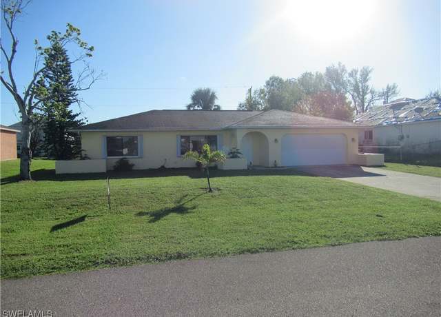 Property at 1209 SW 10th Pl, Cape Coral, FL 33991, 3 beds, 2 baths