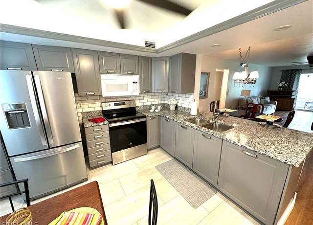 Property at 2828 Jackson St Unit I-1, Fort Myers, FL 33901, 2 beds, 2 baths