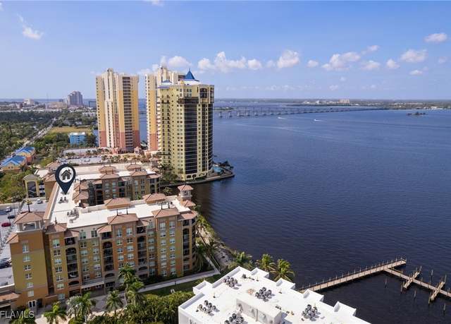 Property at 2825 Palm Beach Blvd #406, Fort Myers, FL 33916, 2 beds, 2.5 baths