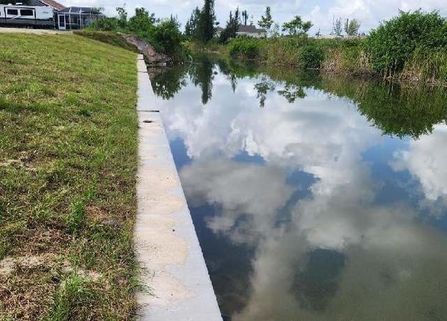 Property at 2140 NW 17th Ave, Cape Coral, FL 33993