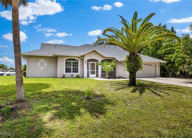 Property at 18451 Oriole Rd, Fort Myers, FL 33967, 7 beds, 4 baths