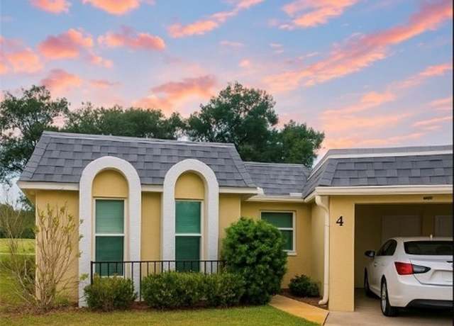 Property at 4 E Greens Cir, Lehigh Acres, FL 33936, 2 beds, 2 baths