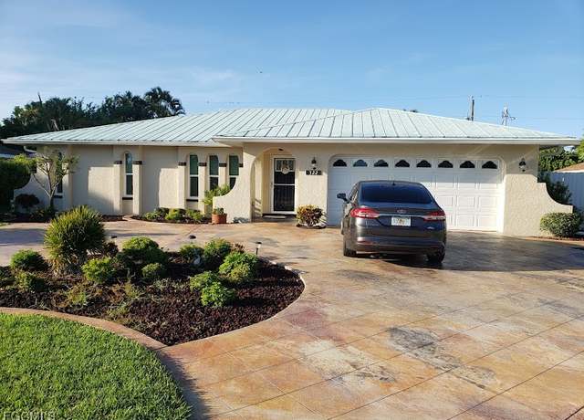 Property at 322 SE 31st St, Cape Coral, FL 33904, 3 beds, 2 baths