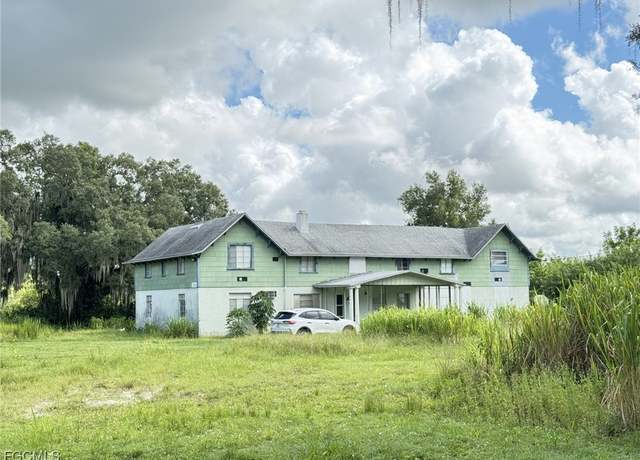 Property at 2091 Gardner Rd, Alva, FL 33920, 3 beds, 2.5 baths
