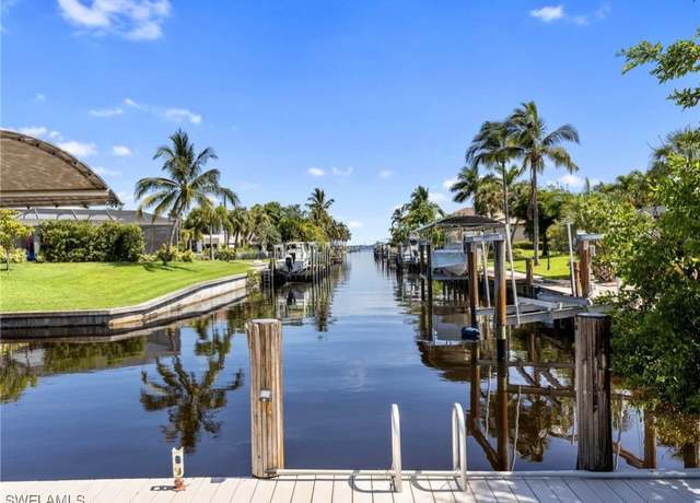 Property at 12700 Iona Rd, Fort Myers, FL 33908, 3 beds, 2 baths