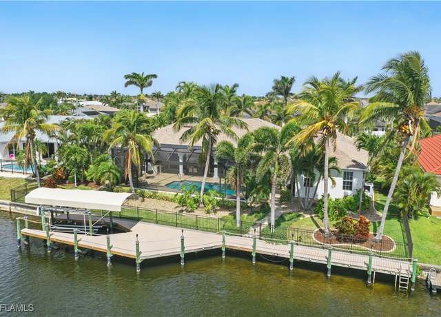 Property at 4424 SW 19th Pl, Cape Coral, FL 33914, 4 beds, 2.5 baths