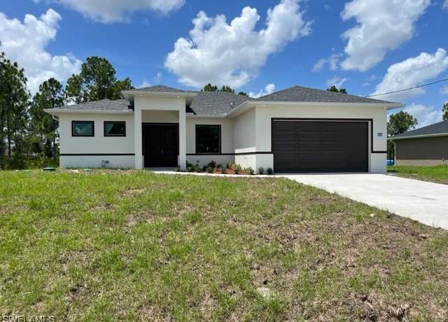 Property at 3211 41st St W, Lehigh Acres, FL 33971, 4 beds, 2.5 baths