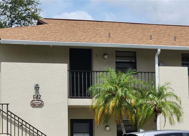 Property at 642 SE 13th Pl #5, Cape Coral, FL 33990, 2 beds, 2 baths