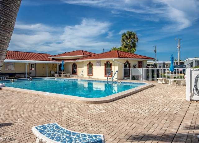 Property at 4984 Porky Ln, St. James City, FL 33956