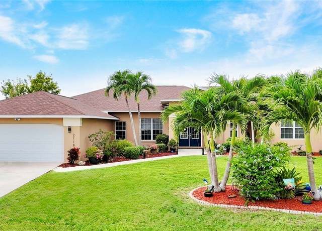 Property at 2118 SE 18th Ave, Cape Coral, FL 33990, 4 beds, 3.5 baths