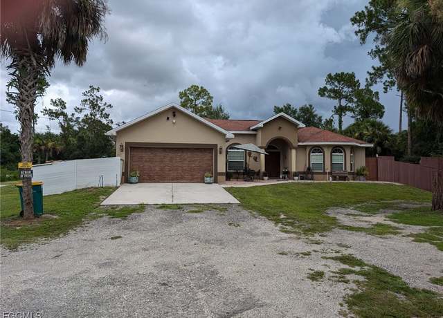 Property at 4121 38th Ave SE, Naples, FL 34117, 3 beds, 2 baths