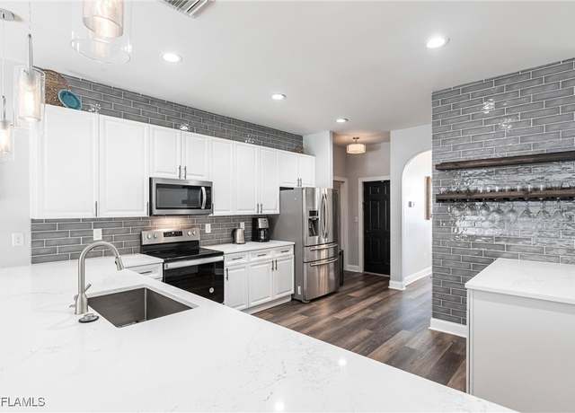 Property at 11144 Lakeland Cir, Fort Myers, FL 33913, 4 beds, 2 baths