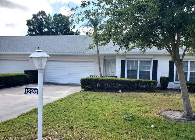 Property at 1226 S Brandywine Cir, Fort Myers, FL 33919, 2 beds, 2 baths