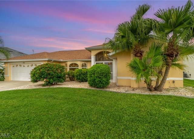 Property at 4532 SW 17th Ave, Cape Coral, FL 33914, 4 beds, 2 baths