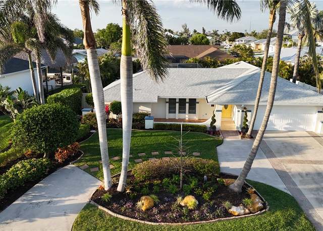 Property at 6048 Birnam Wood Ln, Fort Myers, FL 33908, 3 beds, 2 baths