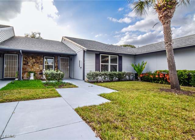 Property at 10514 Newbury Ct, Lehigh Acres, FL 33936, 3 beds, 2 baths