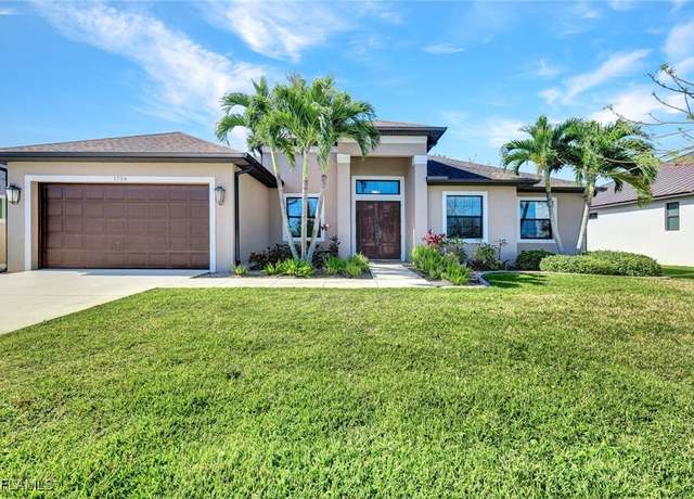 Property at 1726 SW 38th Ter, Cape Coral, FL 33914, 3 beds, 2 baths