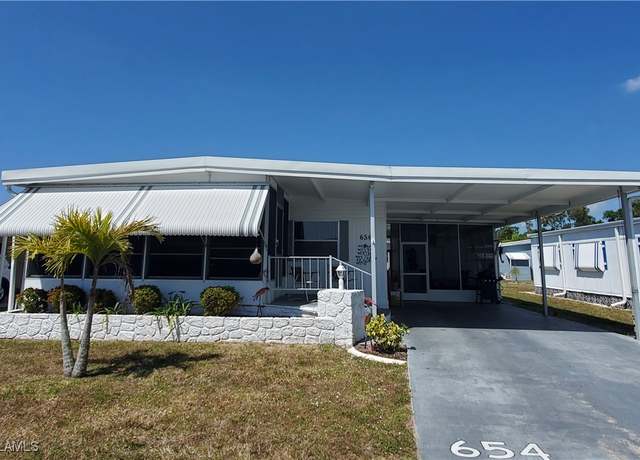 Property at 654 Future Dr, North Fort Myers, FL 33917, 2 beds, 2 baths