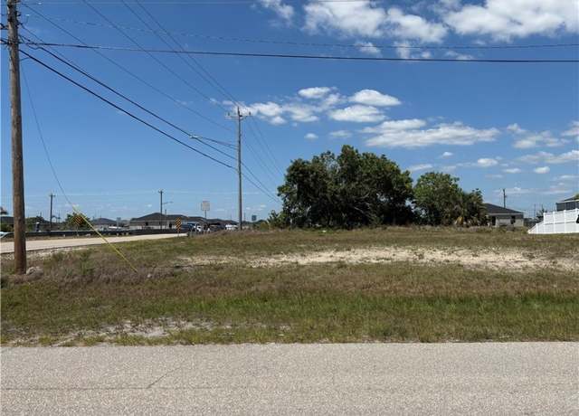 Property at 725 NW 19th Ter, Cape Coral, FL 33993