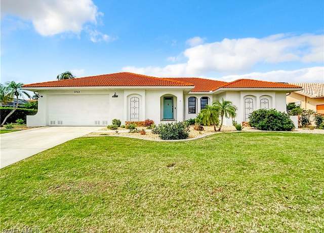 Property at 3723 Toulouse Ct, Punta Gorda, FL 33950, 4 beds, 2 baths