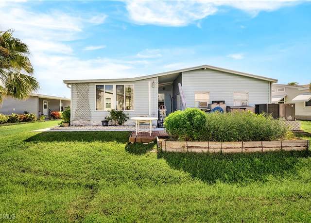 Property at 10482 Winchester Ct, Fort Myers, FL 33908, 2 beds, 2 baths
