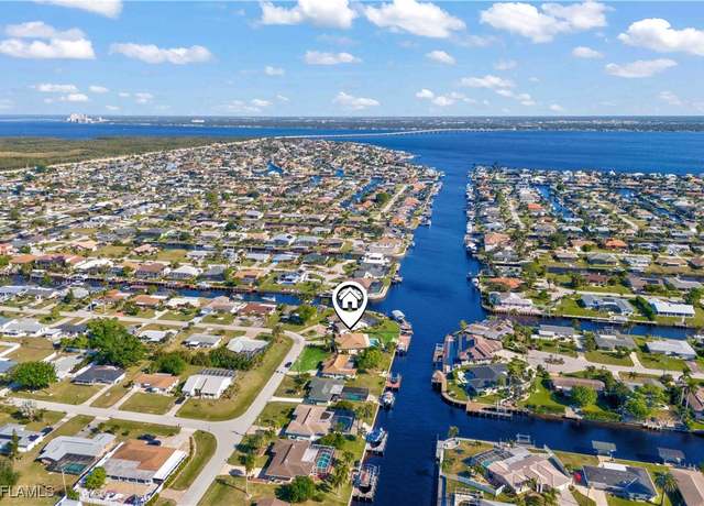 Property at 1828 SE 28th St, Cape Coral, FL 33904, 3 beds, 2 baths