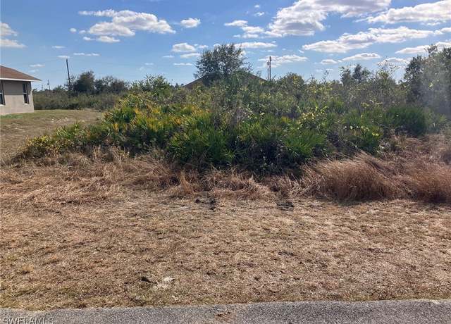 Property at 2817 72nd St W, Lehigh Acres, FL 33971