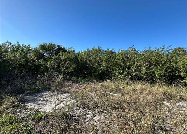 Property at 2822 20th St SW, Lehigh Acres, FL 33976