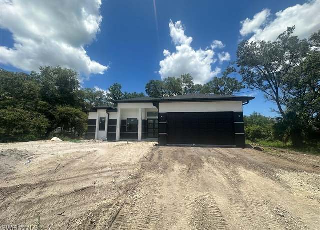 Property at 2905 E 18th St, Lehigh Acres, FL 33972, 4 beds, 2 baths