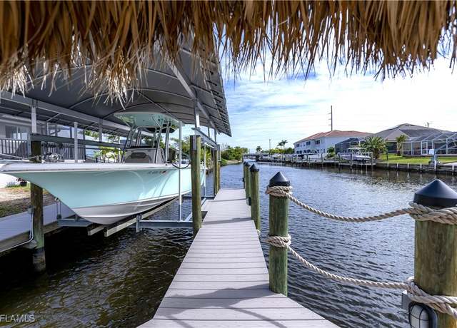 Property at 116 SW 38th Ter, Cape Coral, FL 33914, 3 beds, 2 baths
