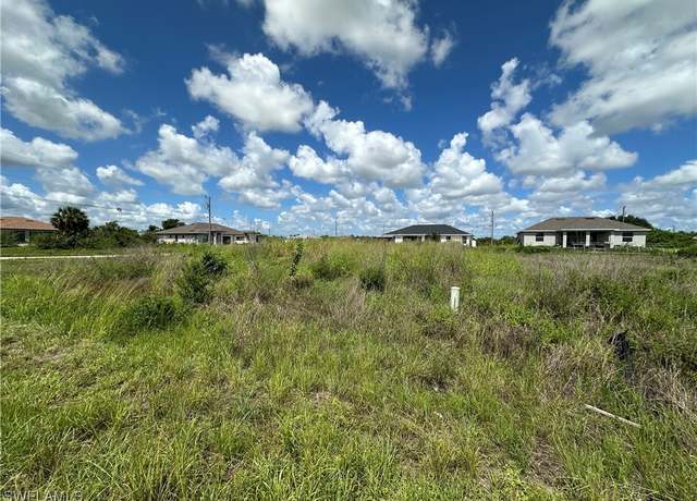 Property at 370 Piper Ave, Lehigh Acres, FL 33974
