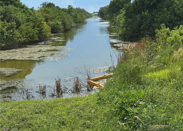 Property at 1528 NE 13th Ave, Cape Coral, FL 33909