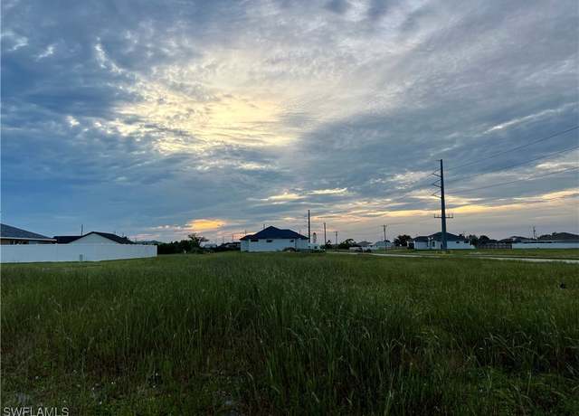 Property at 128 Kismet Pkwy W, Cape Coral, FL 33993