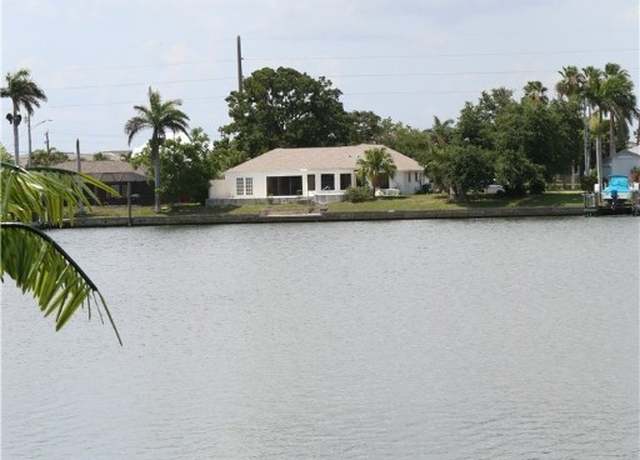 Property at 504 Cape Coral Pkwy W, Cape Coral, FL 33914, 3 beds, 3 baths