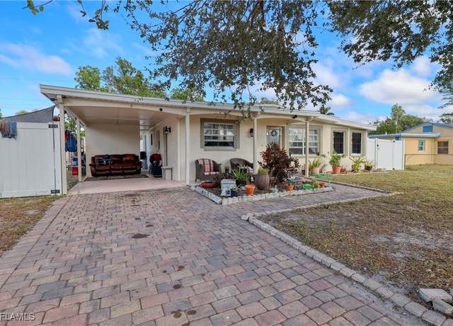 Property at 3117 Apache St, Fort Myers, FL 33916, 3 beds, 1 bath