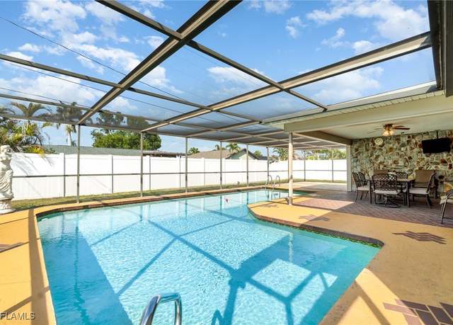Property at 905 SE 31st Ter, Cape Coral, FL 33904, 4 beds, 2 baths