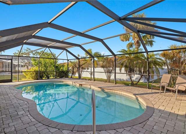 Property at 325 NW 9th St, Cape Coral, FL 33993, 3 beds, 2 baths