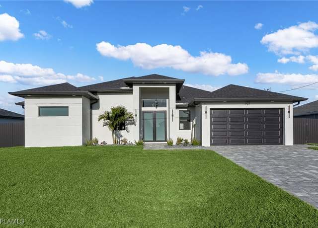 Property at 927 NE 13th Pl, Cape Coral, FL 33909, 3 beds, 2 baths