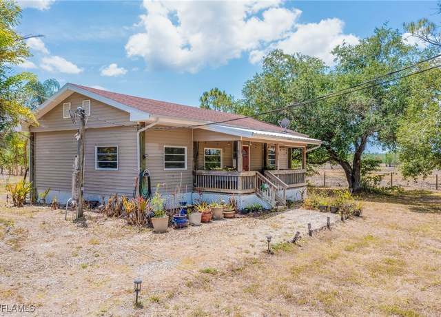 Property at 14190 Briar Ln, Fort Myers, FL 33913, 3 beds, 1.5 baths
