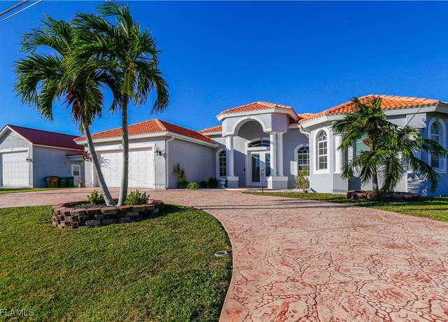 Property at 219 Gleason Pkwy, Cape Coral, FL 33914, 3 beds, 2 baths