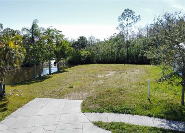 Property at 3260 Lunar St, Naples, FL 34112