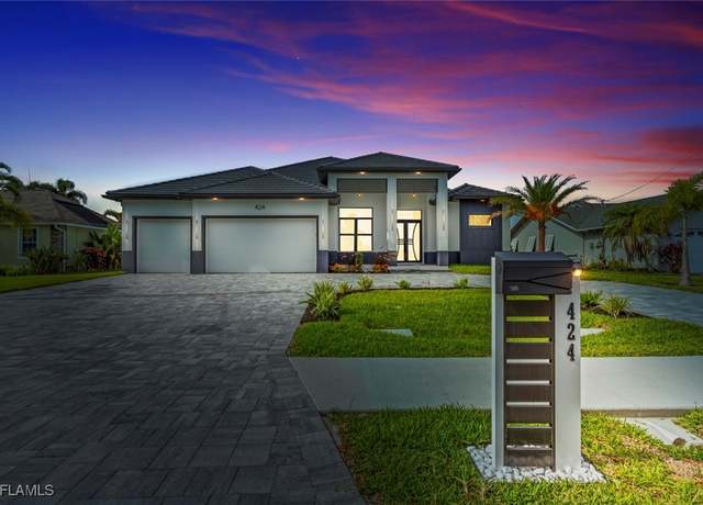 Property at 424 Mohawk Pkwy, Cape Coral, FL 33914, 3 beds, 3 baths