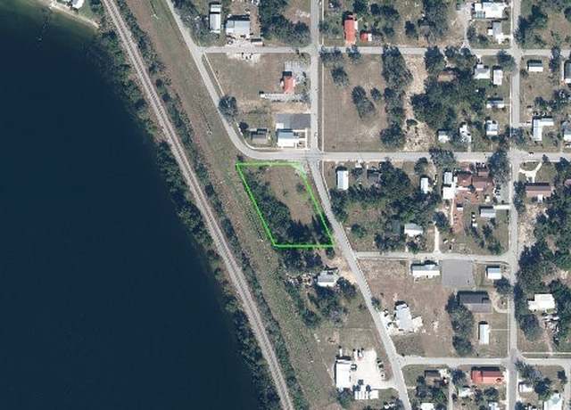 Property at 824 S Verona Ave, Avon Park, FL 33825