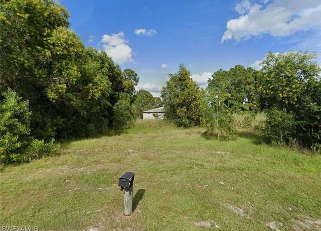 Property at 105/107 Jenna Ave S, Lehigh Acres, FL 33973