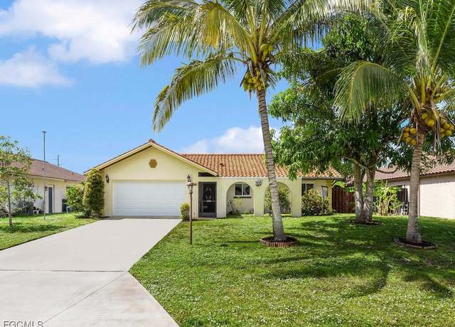 Property at 27423 Pollard Dr, Bonita Springs, FL 34135, 3 beds, 2 baths