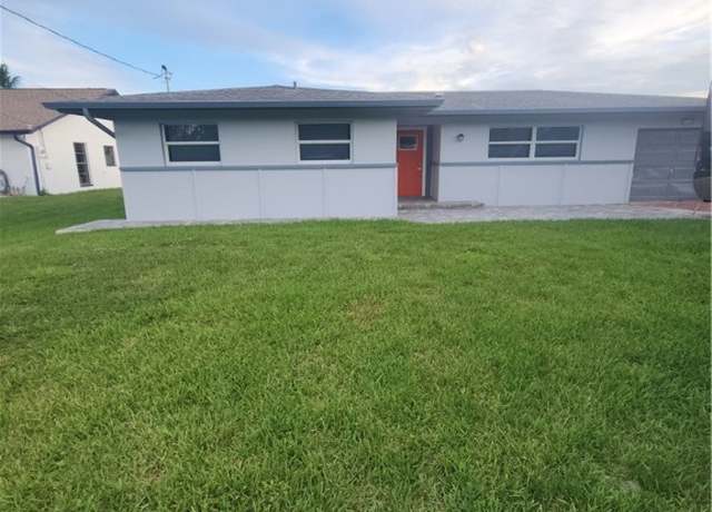 Property at 6293 Park Rd, Fort Myers, FL 33908, 2 beds, 2 baths